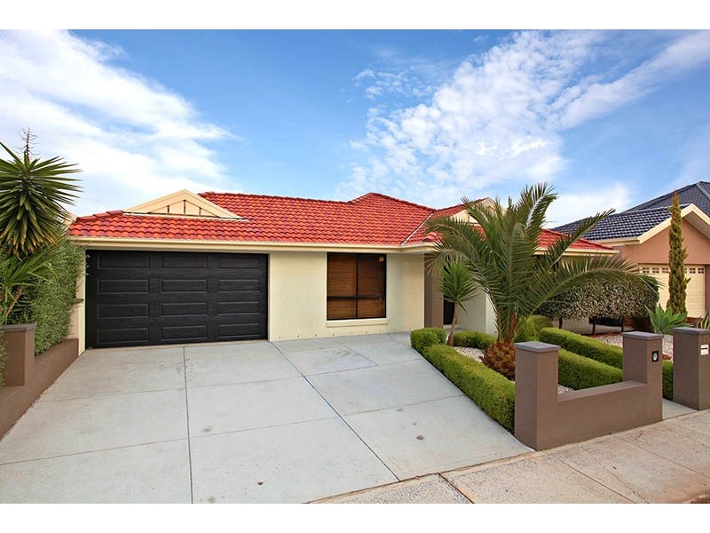 20 Wisteria Close, Taylors Hill VIC 3037
