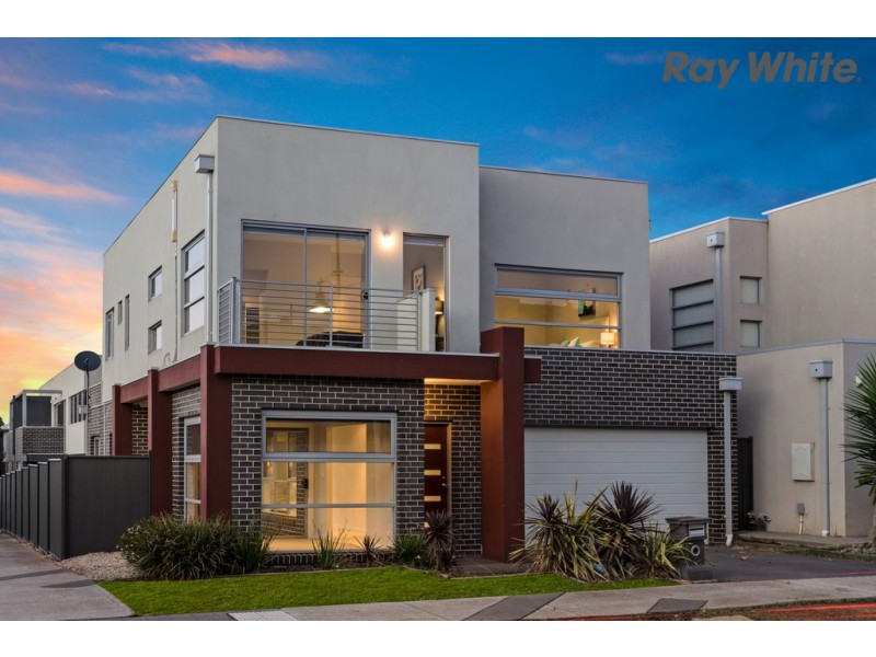 1 Kensington Street, Caroline Springs VIC 3023