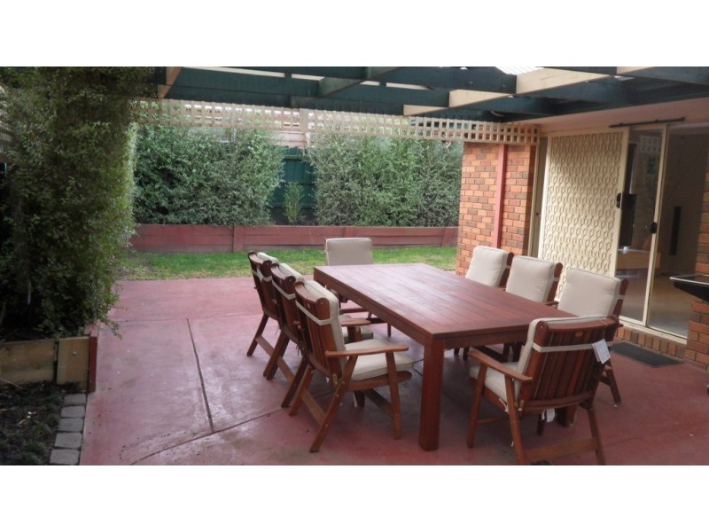 31 Queens Parade, Hillside VIC 3037