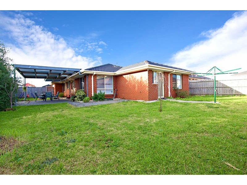 9 Moray Close, Taylors Hill VIC 3037
