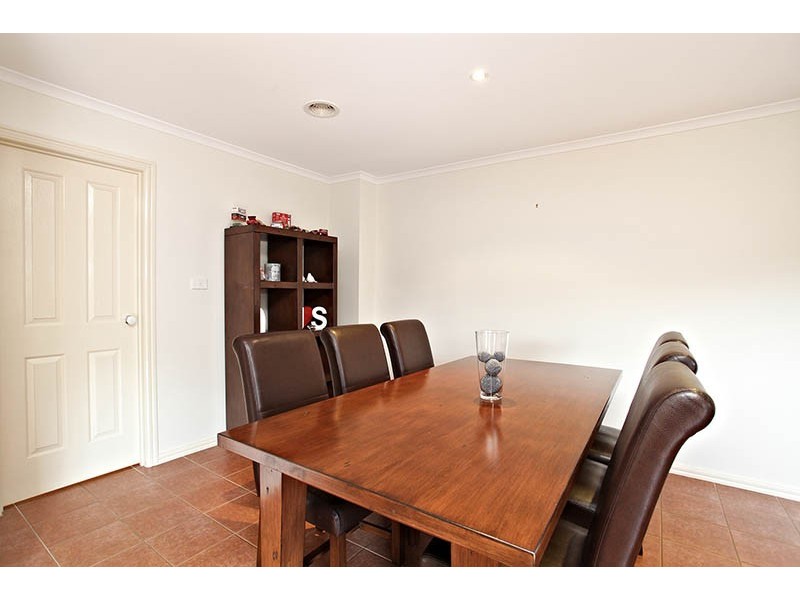 5/107-109 Pecks Road, Sydenham VIC 3037