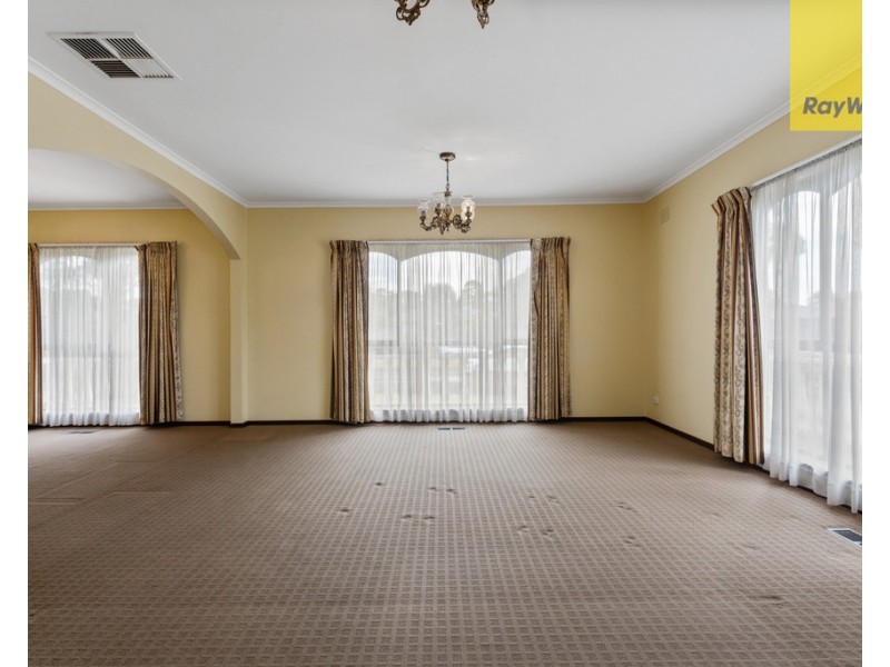 21 Apollo Road, Taylors Lakes VIC 3038