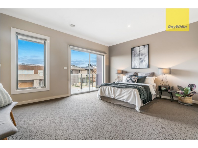 25 The Esplanade, Caroline Springs VIC 3023
