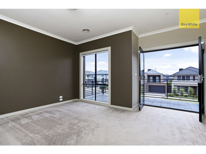 56 College Street, Caroline Springs VIC 3023