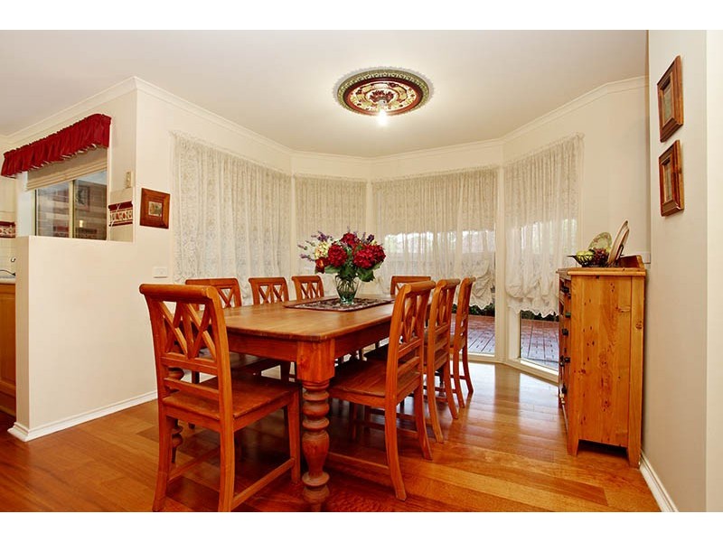 23 Bedingham Drive, Hillside VIC 3037