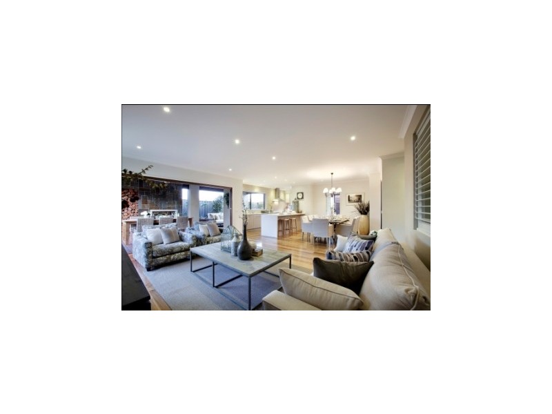 9 Subiaco Way, Taylors Hill VIC 3037