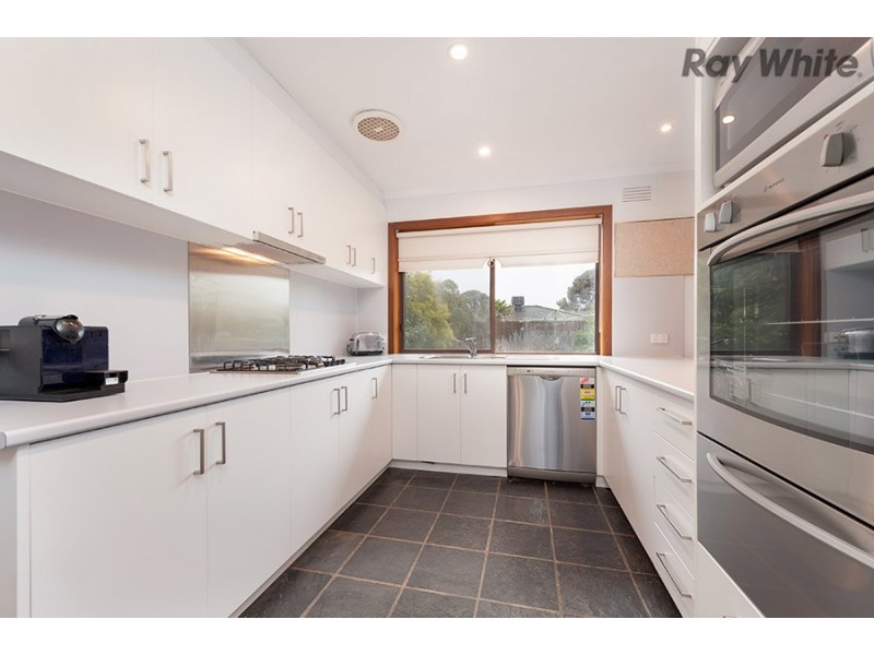 14 Lady Nelson Way, Taylors Lakes VIC 3038