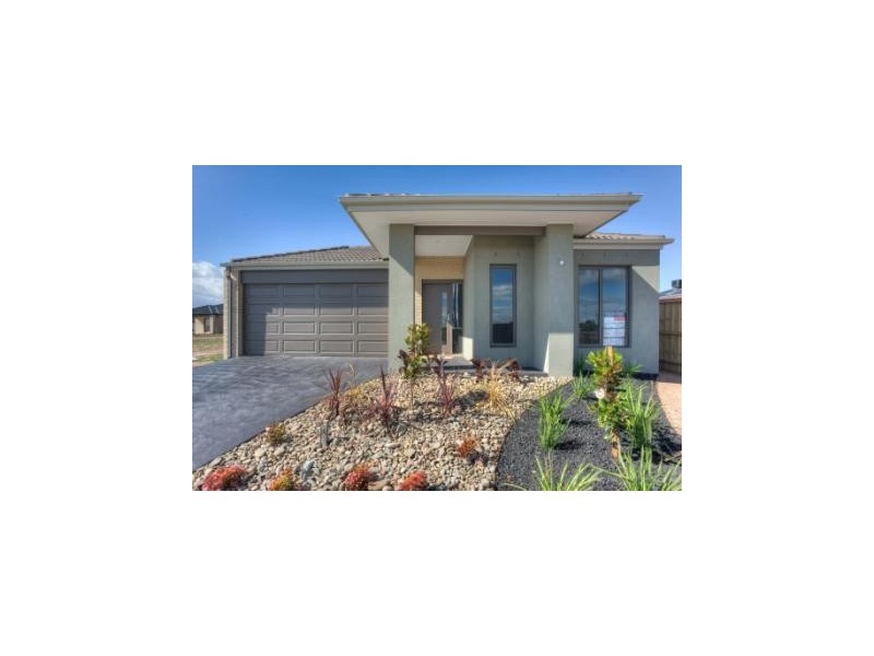 47 Edge View Boulevard, Point Cook VIC 3030