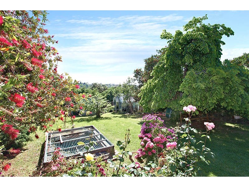 26 Streldon Avenue, Strathmore VIC 3041