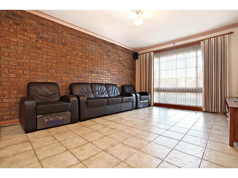 65 Tarella Drive, Keilor Downs VIC 3038