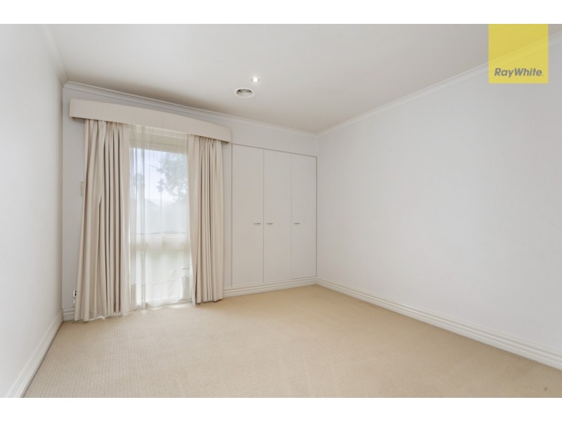 43 Fastnet Drive, Taylors Lakes VIC 3038