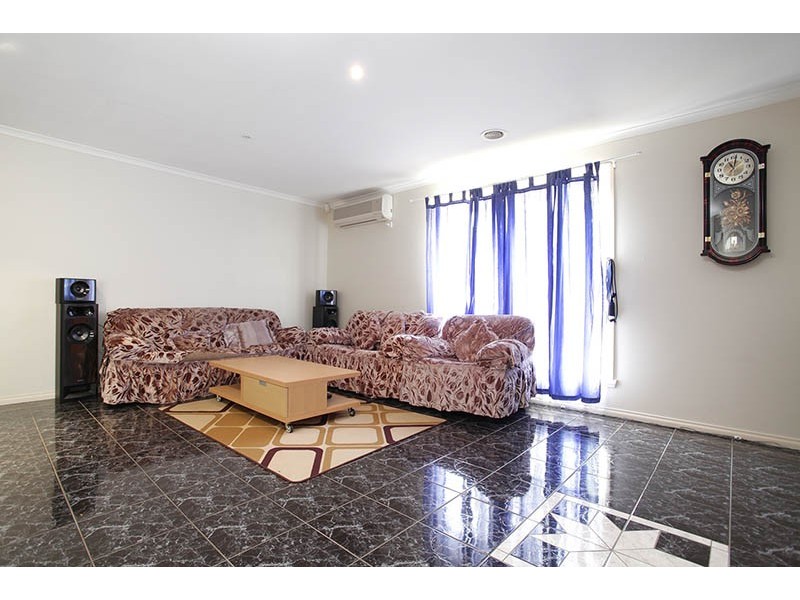 4 Felicia Way, Sydenham VIC 3037