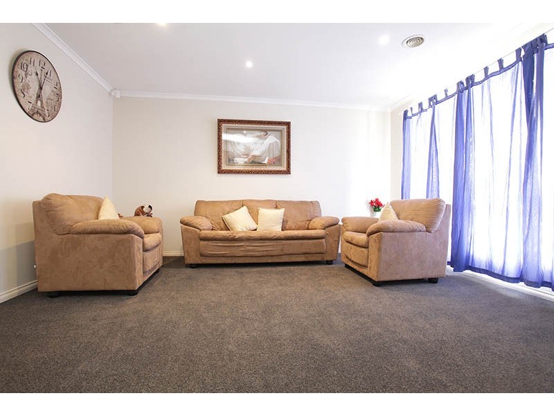 4 Felicia Way, Sydenham VIC 3037