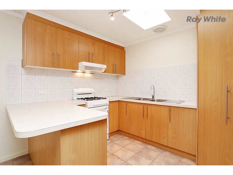 15 Boston Crescent, Keilor Downs VIC 3038