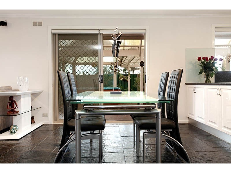 6 Ardena Court, Keilor Downs VIC 3038