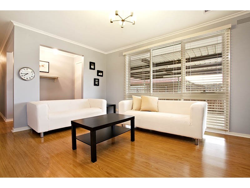 4 Aycliffe Drive, Deer Park VIC 3023