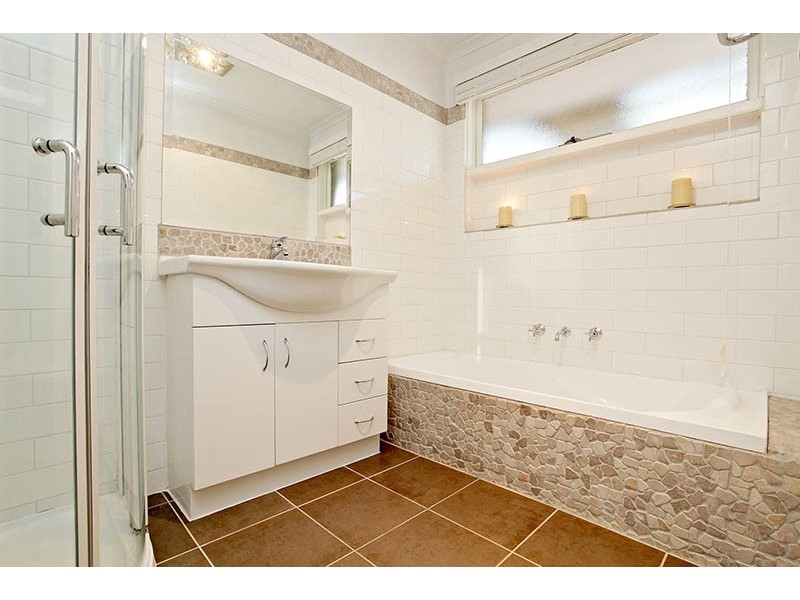 4 Aycliffe Drive, Deer Park VIC 3023