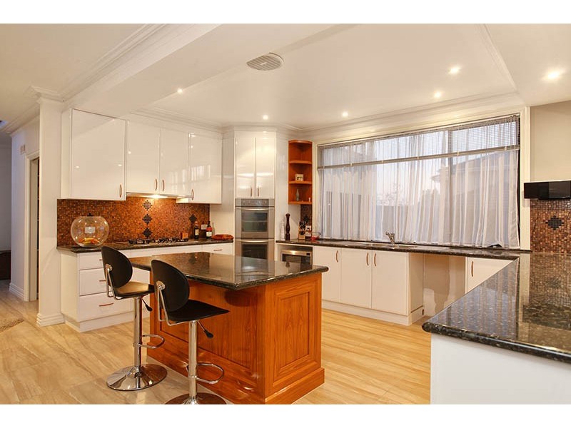 56 McCubbin Drive, Taylors Lakes VIC 3038