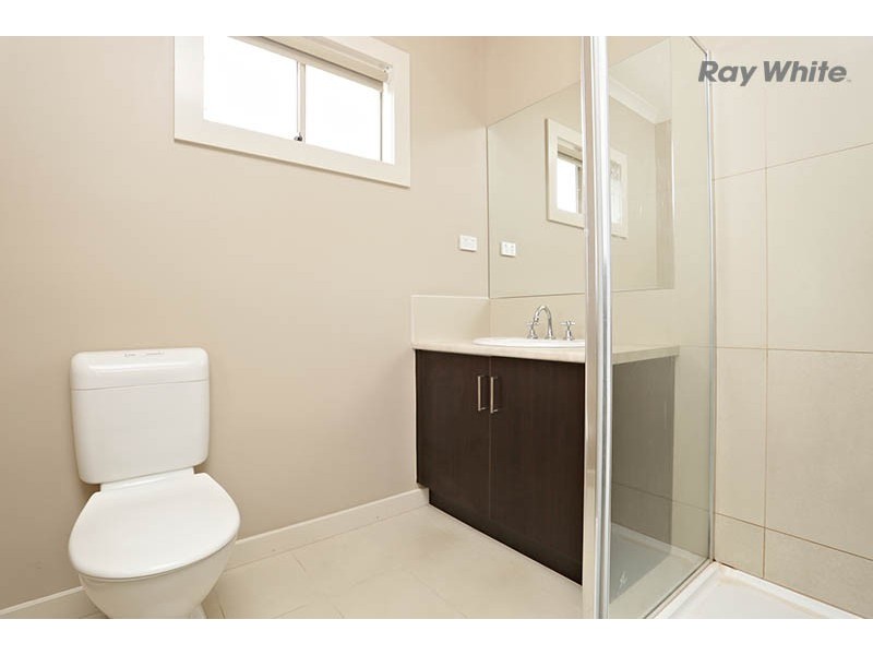 48 College Street, Caroline Springs VIC 3023