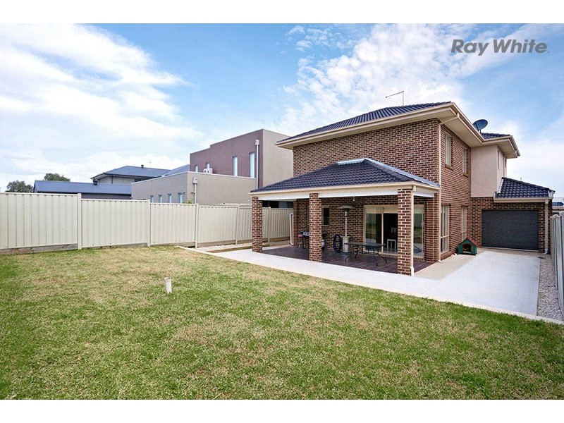 48 College Street, Caroline Springs VIC 3023