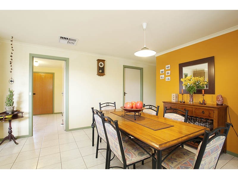 23 Dunbar Court, Keilor Downs VIC 3038