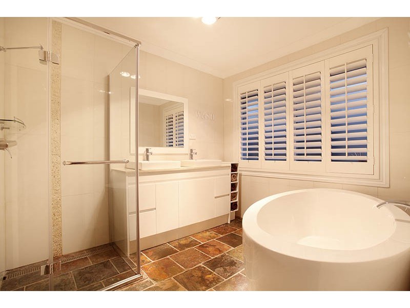 3 Kelland ave, Hillside VIC 3037