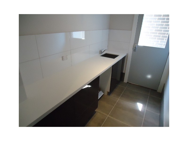 15 Beaconsfield Lane, Caroline Springs VIC 3023