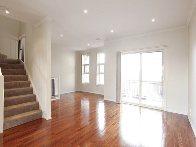 7/504-506 Melton Highway, Sydenham VIC 3037