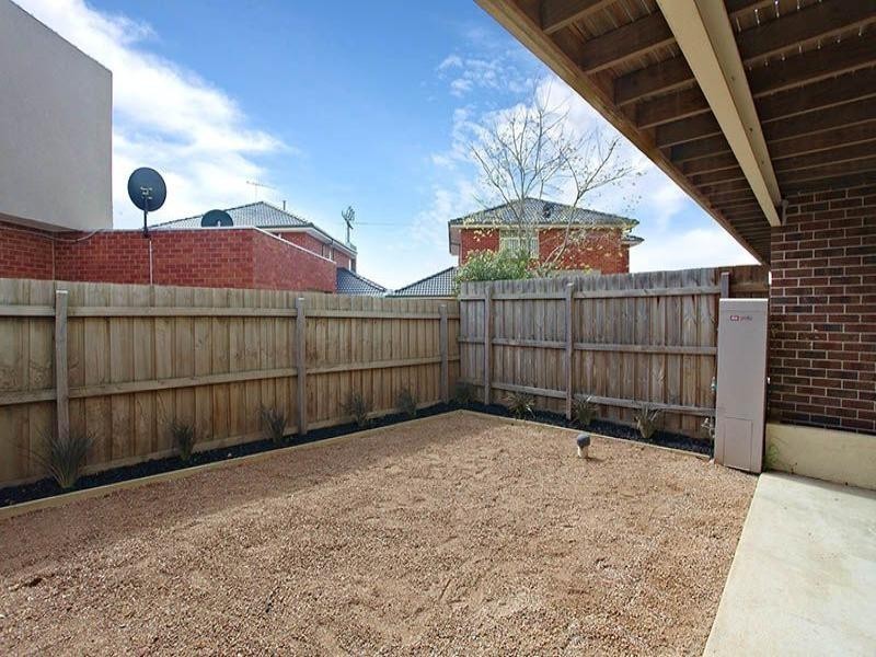 7/504-506 Melton Highway, Sydenham VIC 3037