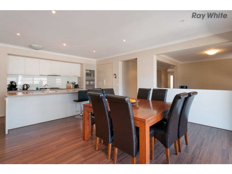 26 Chancery Way, Taylors Hill VIC 3037