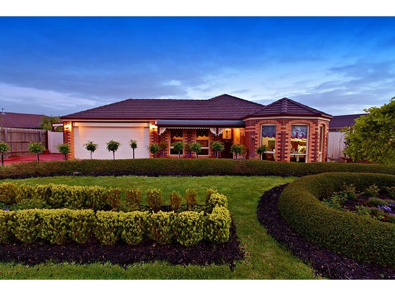 23 Beddingham Drive, Hillside VIC 3037