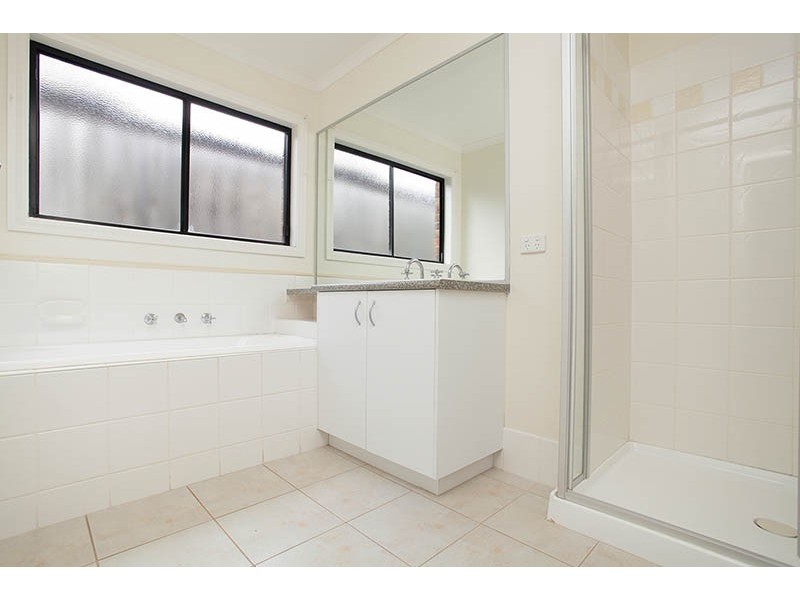 39 Mathiesen Terrace, Hillside VIC 3037