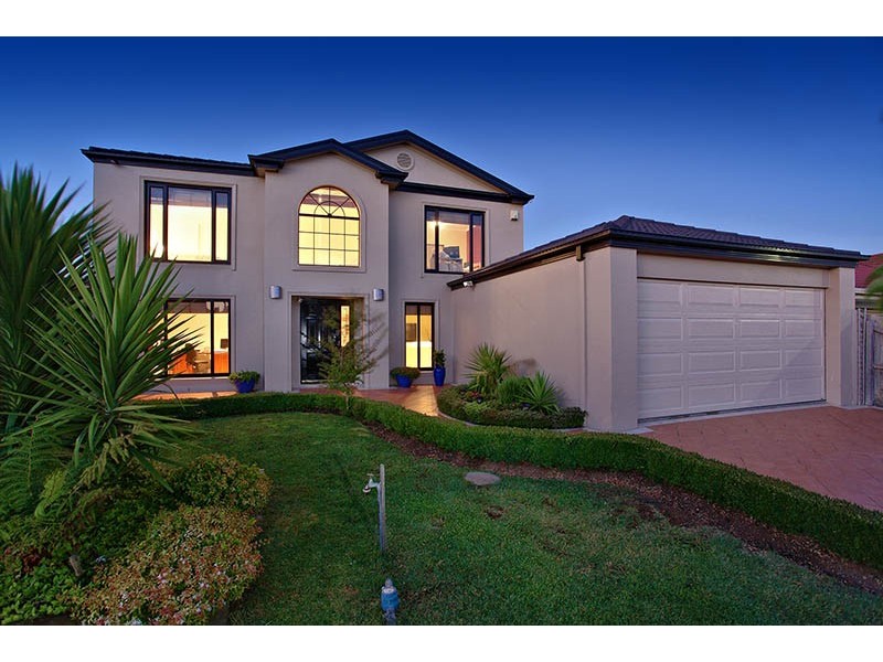 39 Tudor Rose Crescent, Sydenham VIC 3037