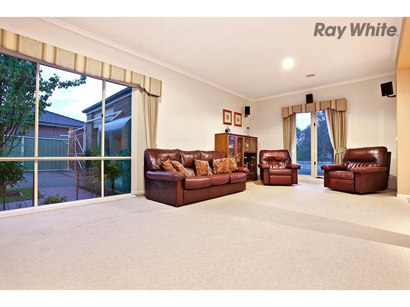 63 The Regency, Hillside VIC 3037