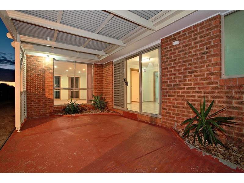 18 Verona Drive, Taylors Lakes VIC 3038