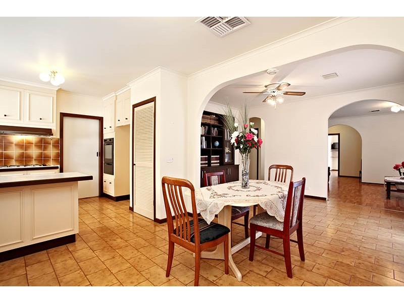 55 Dongola Road, Keilor Downs VIC 3038