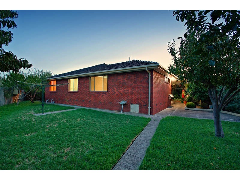 14 Wotan Close, Keilor Downs VIC 3038
