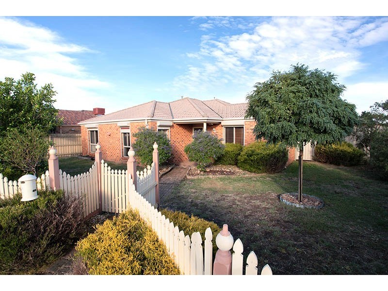 47 Catherine Drive, Hillside VIC 3037