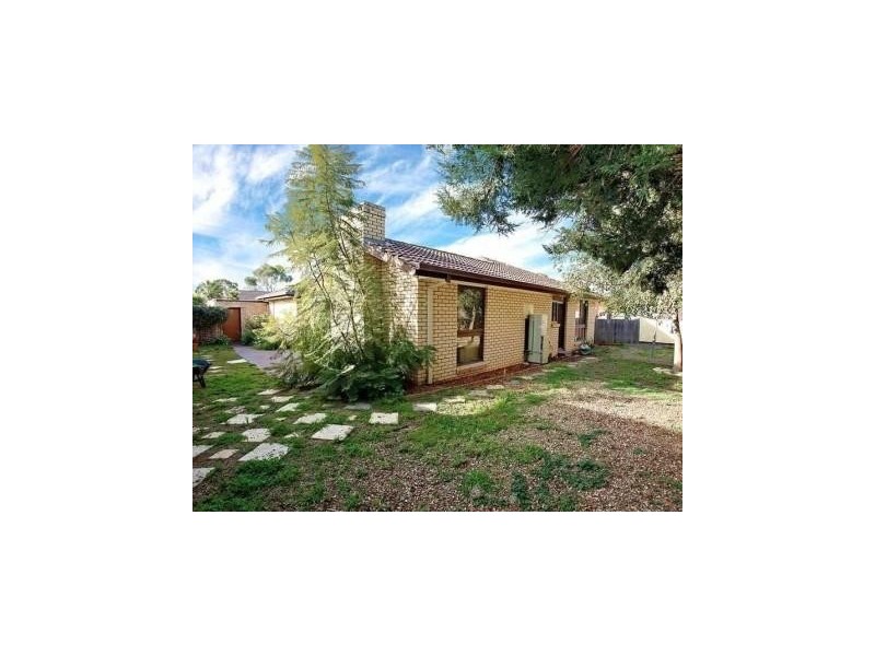 3 Wyperfeld Avenue, Taylors Lakes VIC 3038