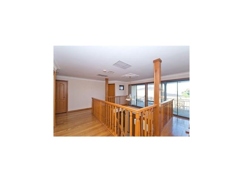 3 Denbigh Court, Keilor VIC 3036