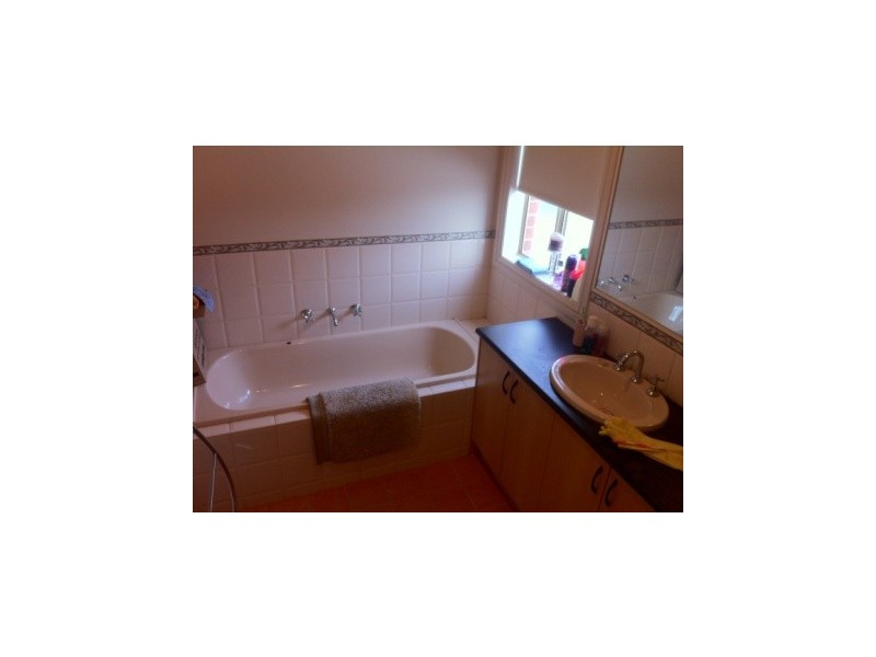 14 Nobel Banks Drive, Cairnlea VIC 3023