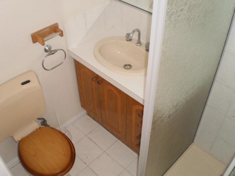 36 Bond Drive, Taylors Lakes VIC 3038