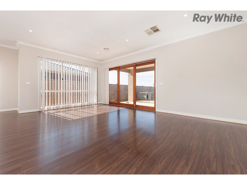 28 Carissa Road, Brookfield VIC 3338