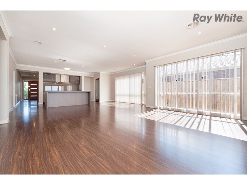 28 Carissa Road, Brookfield VIC 3338