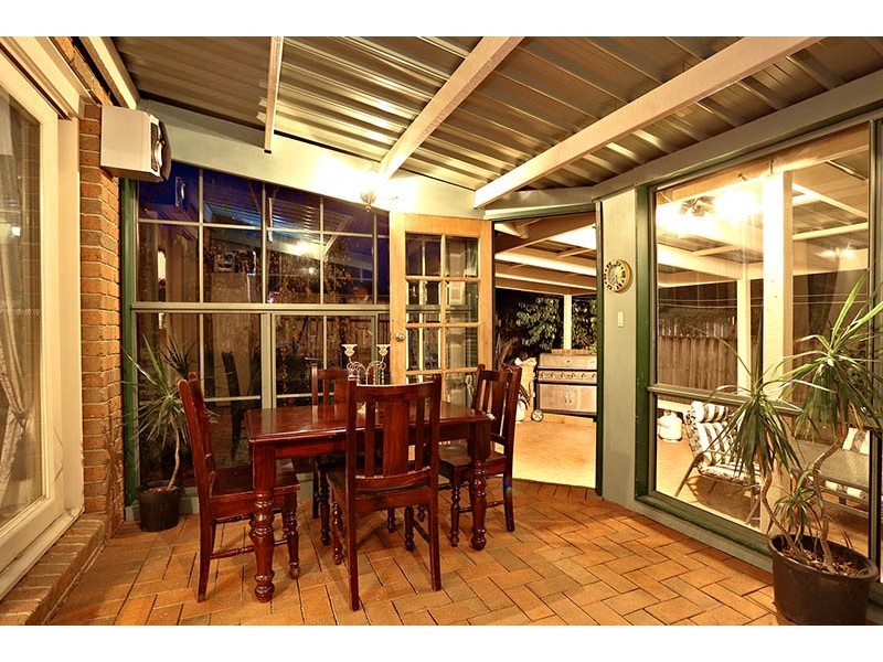 10 Rodmar Close, Hillside VIC 3037