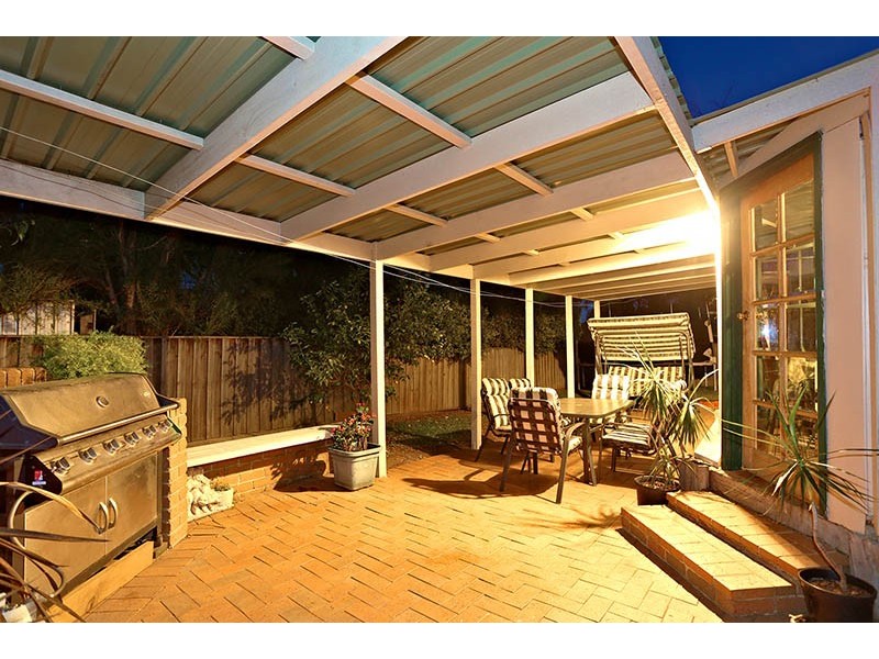 10 Rodmar Close, Hillside VIC 3037