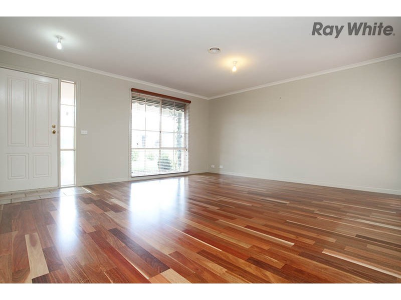 2 Barm Close, Sydenham VIC 3037