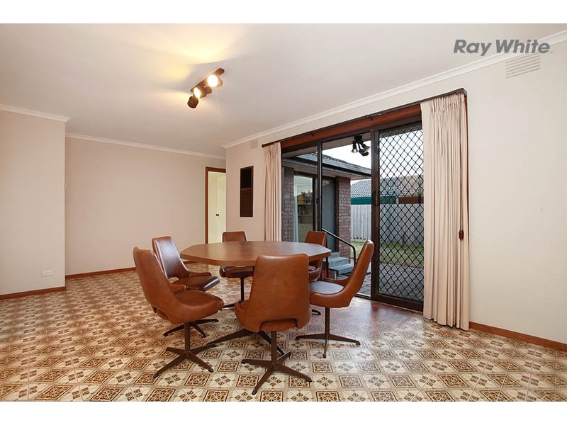 19 Medina Road, Keilor Downs VIC 3038