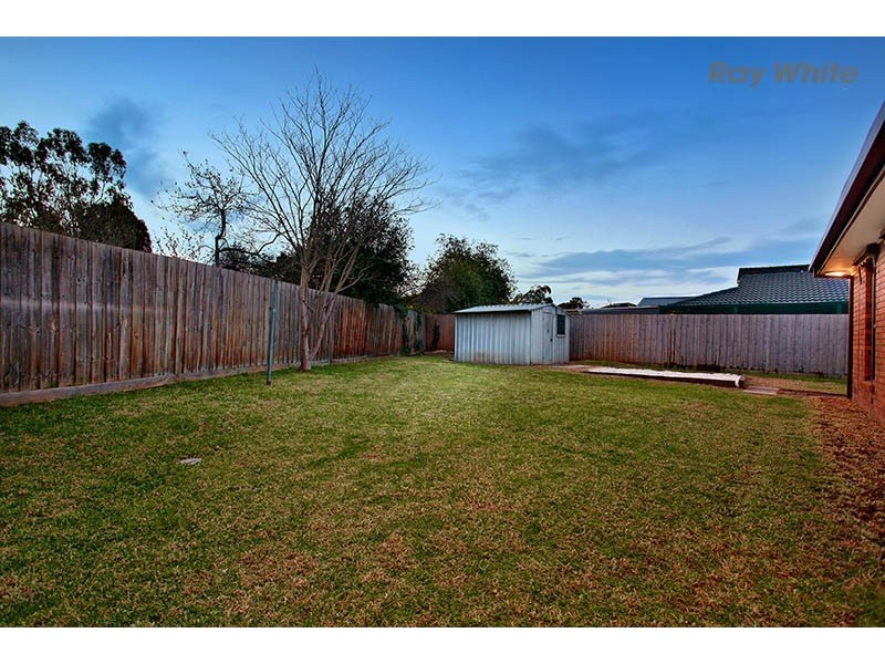 19 Medina Road, Keilor Downs VIC 3038