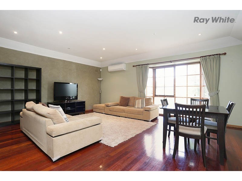 37 Angourie Crescent, Taylors Lakes VIC 3038